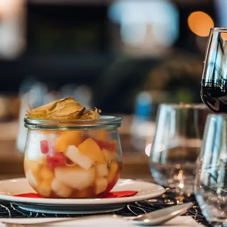 Western De L'arbois Hotel 4*