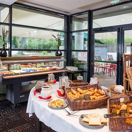 Mercure La Duranne Gare Tgv Hotel Aix-en-Provence