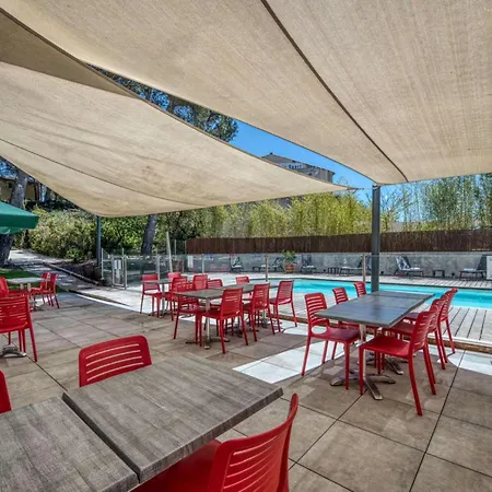 Mercure La Duranne Gare Tgv Hotel